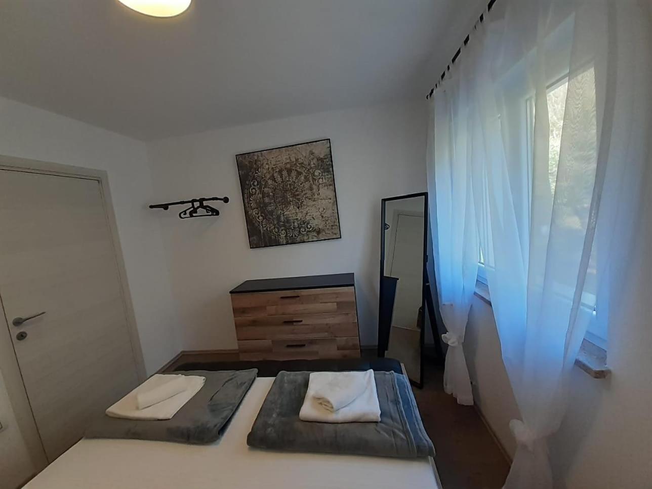 Holiday House Emjalemi Pula Zewnętrze zdjęcie