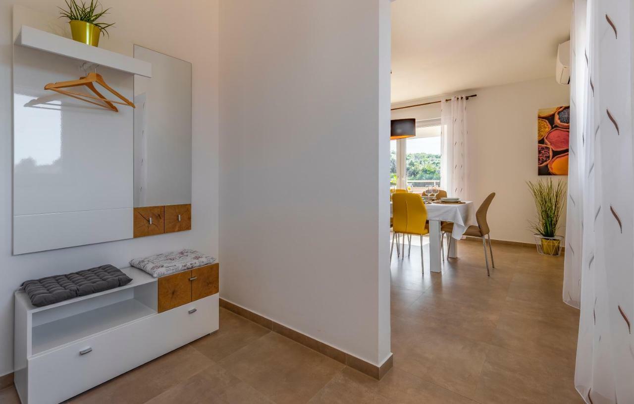 Holiday House Emjalemi Pula Zewnętrze zdjęcie